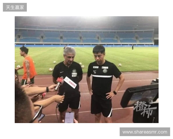 新帅来啦！玉昆球迷会：乔迪已经抵达玉溪