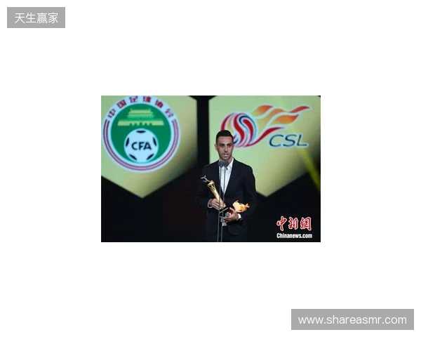 本赛季最佳裁判、最佳助理裁判评选出炉！马宁：祝贺大家