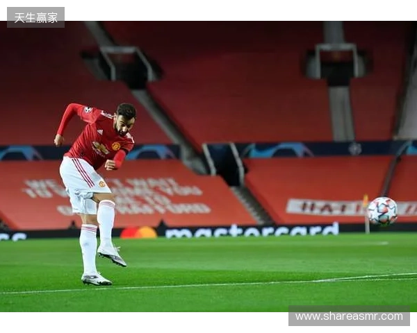 B费:拉什福德想要的传球方式很适合我们两人,他的前插非常出色 B费:拉什福德想要的传球方式很适合我们两人,他的前插非常出色