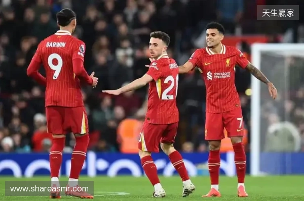 英超-利物浦2-2富勒姆联赛两连平 加克波补时破门维尔茨建功