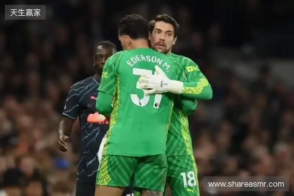 罗马诺:本托交易取消后,热那亚转而追求曼城门将奥尔特加